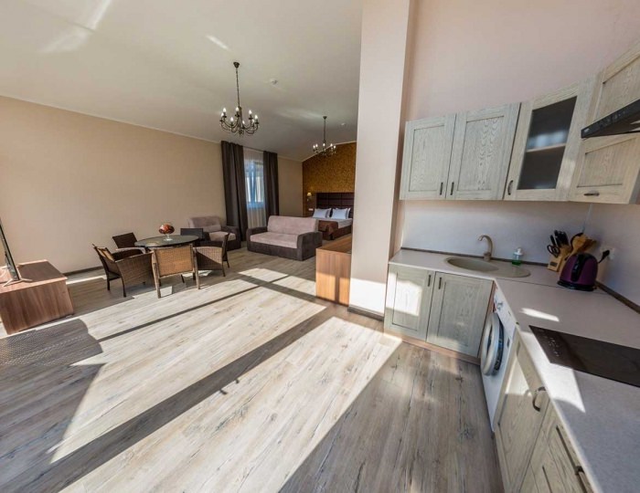 Апартаменты (новый корпус) - Гостевой комплекс «Хуторок»